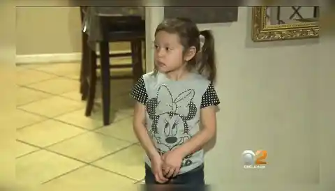 This Girl Was Babysitting When She Heard a Knock on the Door, Moments Later Her Mom Got a Chilling Text