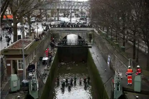 Diving Into The Canal 