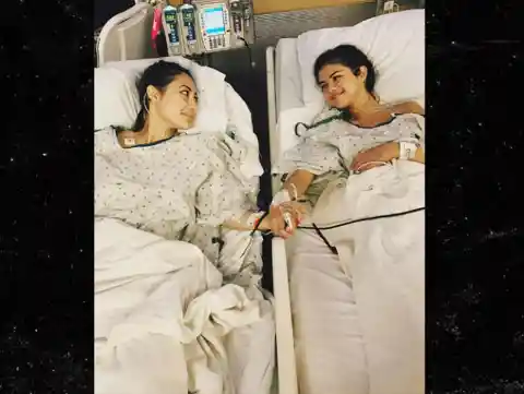 Selena Had A Kidney Transplant