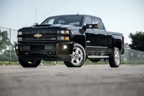 22. GMC Sierra 2500HD