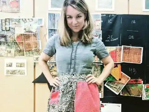 Nueva Profesora Se Hace Viral Luego De Que La Gente Nota Su Vestido