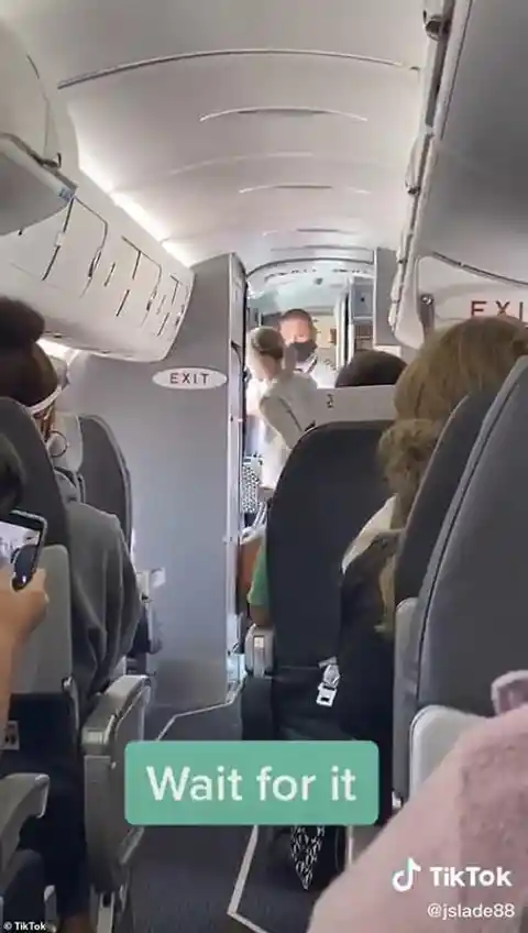 A Woman Kicked Out of an American Airlines Plane After Refusing to do one Thing