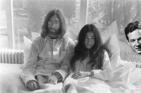 John Lennon Had Two Alien Encounters