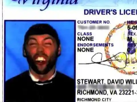 21 People Having Way Too Much Fun at the DMV