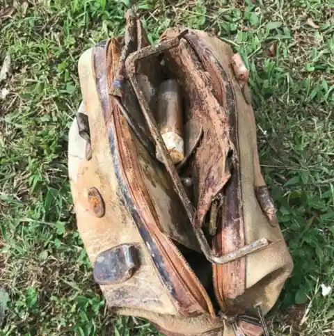 Boy Finds Purse In Lake, Recognizes Photos Inside