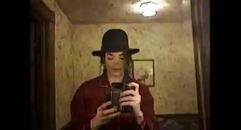 This Group of Friends Made A Frightening Discovery After They Sneaked Into Michael Jackson's Abandoned Mansion