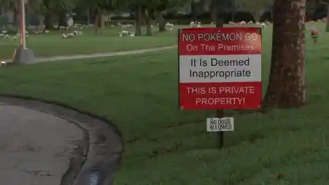 Pokemon Go: The Most Awkward Places Pokemon Really Shouldn't Have Turned Up