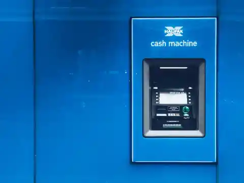 Man Blocks Woman At ATM, Doesn’t Know Dog Is A Cop