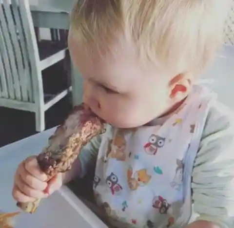 This Baby Has Never Eaten Sugar Or Carbs, And The Result Is Incredible