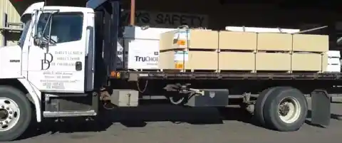 Construction Worker Sick Of Mom Blocking His Truck Puts His Skills To Work