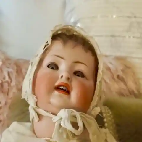 Mother Buys $500 Doll For Daughter, Finds This Inside