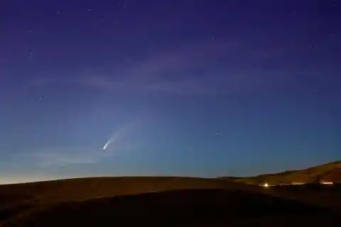 Comet Tsuchinshan-ATLAS | October 12