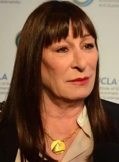 Anjelica Huston – Now