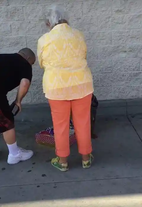 Old Lady Starts Yelling At Kid Who Is Selling Halloween Candy, Stranger Steps In And Saves The Day