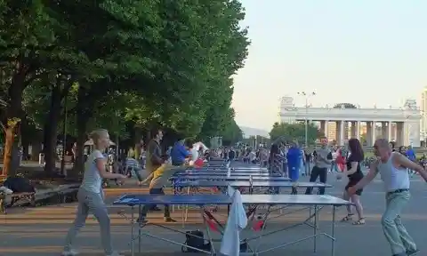 Table tennis in the park