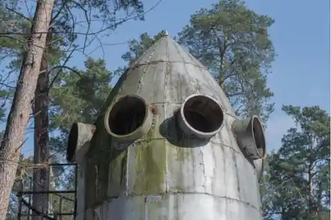 Man Finds Giant Rocket In Forest, Mouth Falls Open When He Sees What's Inside