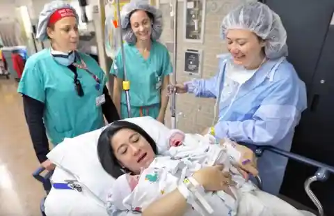 Two Sisters Carried Twins For The Same Man, Ended Up Giving Birth On The Same Day