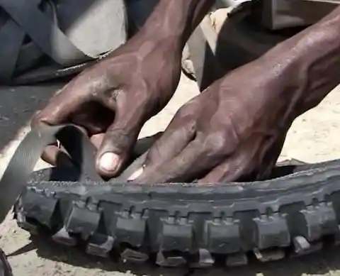 Neighbors "Laughed" When Man Filled His Yard with Tires, They Soon Find Out Why